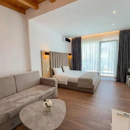 Don Mare Hotel *